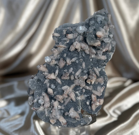 Blue chalcedony with Phantom Stilbite