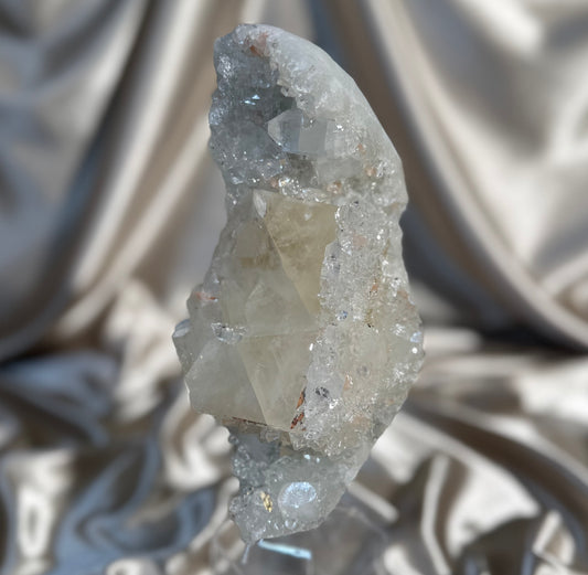Apophyllite on Calcite