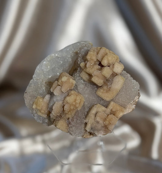 Stacked Coated Calcite on Quartz