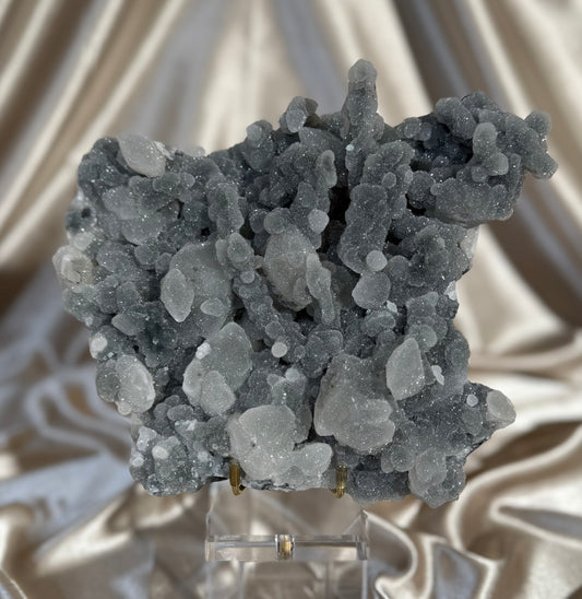 “Frosted pocket” Black Chalcedony P