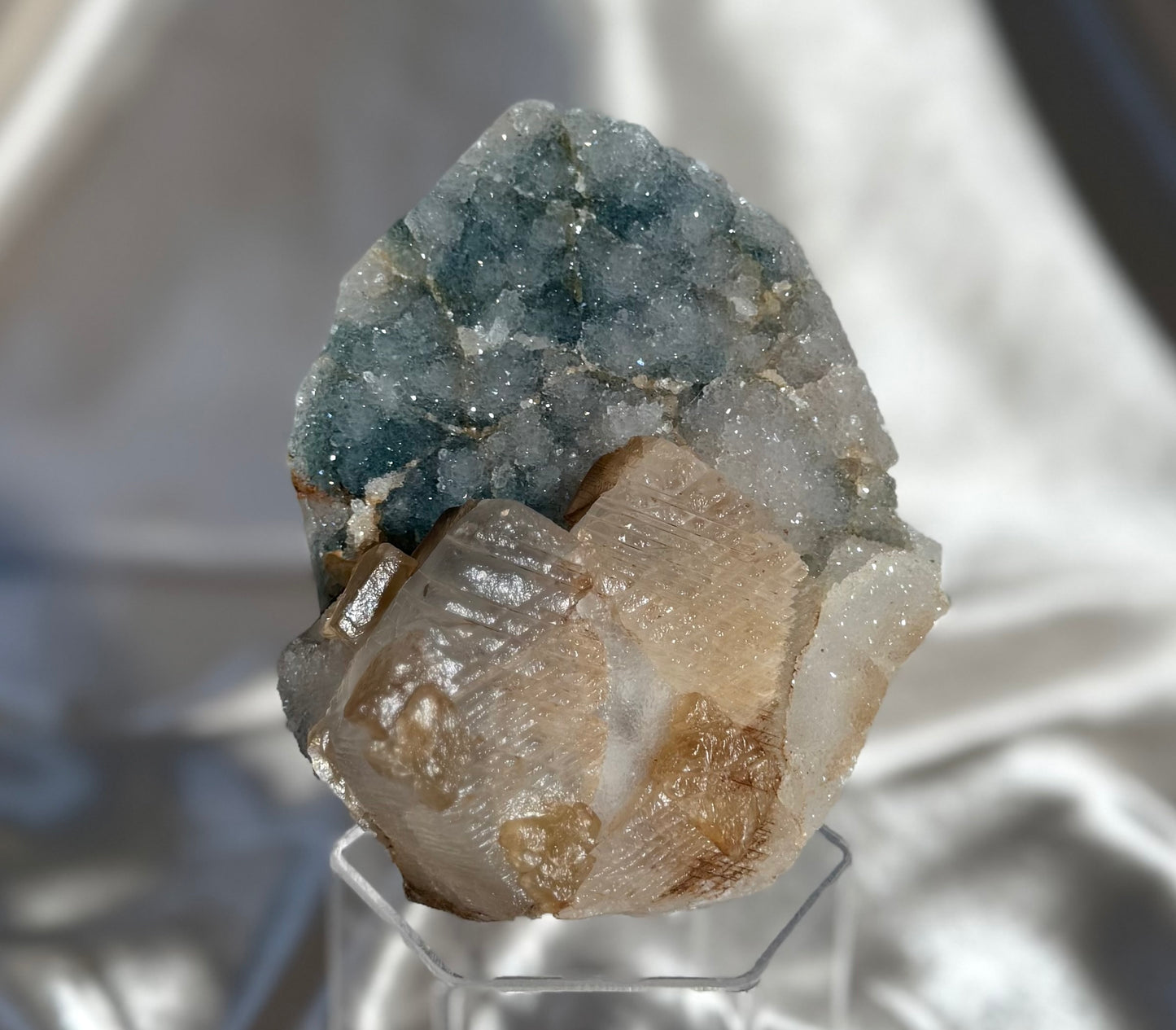 Calcites on Blue Chalcedony E