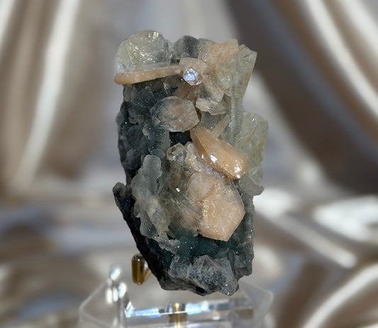 Apophyllite on Blue Chalcedony C